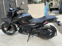 Brooklyn Black Bajaj Pulsar N160 Single Channel ABS