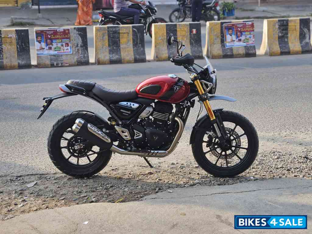 Triumph Scrambler 400 X