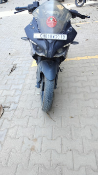 Black Bajaj Pulsar RS 200 ABS
