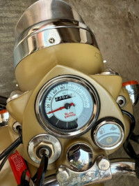 Matt Sand Royal Enfield Classic Desert Storm