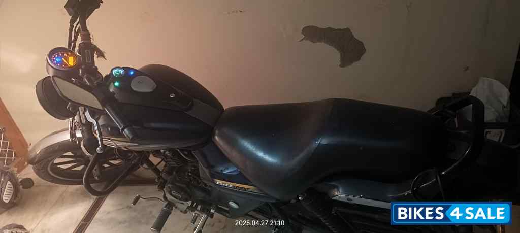 Bajaj Avenger Street 150