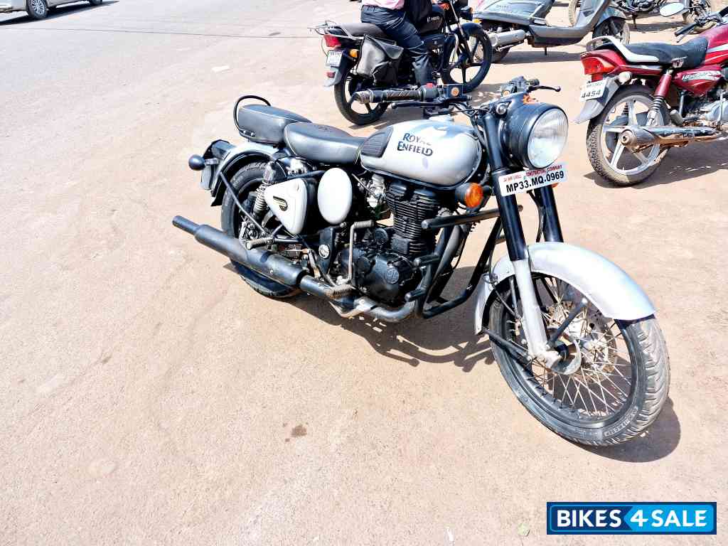 Royal Enfield Classic 350