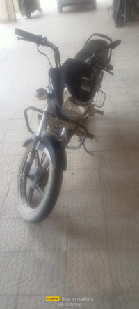 Hero HF Deluxe BS6 2022 Model