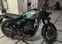 Royal Enfield Hunter 350 Metro 2022 Model