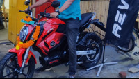 Revolt RV400 Eclipse Red 2022 Model