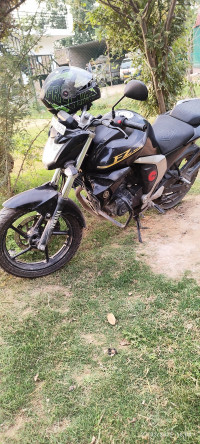 Yamaha FZ16 Model