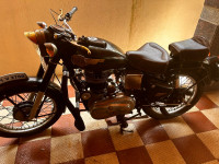 Royal Enfield Vintage Bullet Model