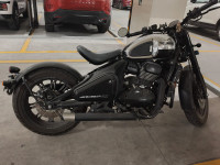 Jawa 42 Bobber Black Mirror 2024 Model