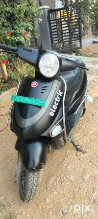 Hero Electric Photon LP 2023 Model