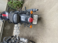 Royal Enfield Classic Stealth Black 2024 Model