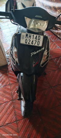 Hero Pleasure 2011 Model