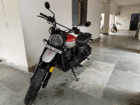 Yezdi Scrambler Dual Tone 2022 Model