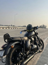 Jawa 42 Dual Channel ABS AllStar Black 2022 Model