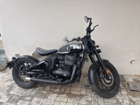 Jawa 42 Bobber Black Mirror 2025 Model