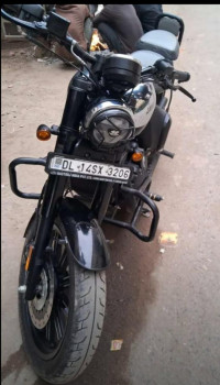 Jawa 42 Bobber Black Mirror 2024 Model