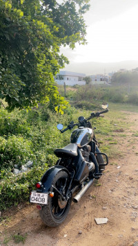 Jawa 42 Bobber Black Mirror 2023 Model