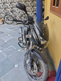 Bajaj Pulsar 180 2015 Model