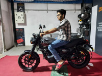 Royal Enfield Hunter 350 Retro 2023 Model