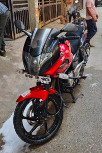 Bajaj Pulsar 220F 2011 Model