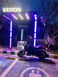 Revolt RV400 Stealth Black Limited Edition 2023 Model