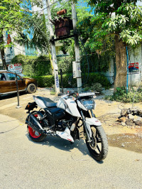 TVS Apache RTR 160 4V Special Edition Model
