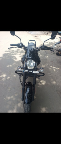 Bajaj Avenger Street 220 BS6 2023 Model