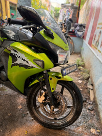 Honda CBR 150R 2015 Model