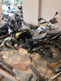 Yamaha FZ 2014 Model