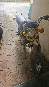 Yamaha RX 100 Model