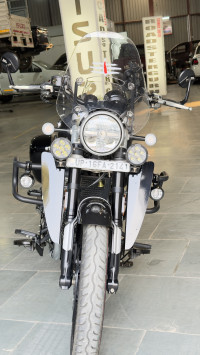 Royal Enfield Super Meteor 650 2025 Model