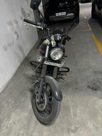 Bajaj Avenger Street 220 2017 Model
