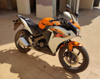 Honda CBR 150R 2015 Model