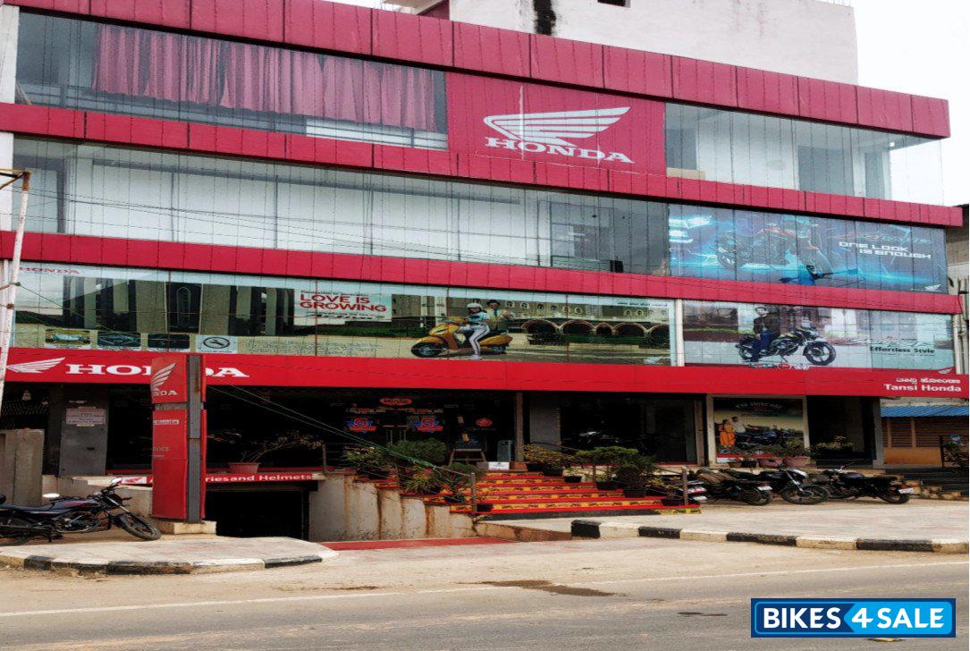 honda bike showroom near by me