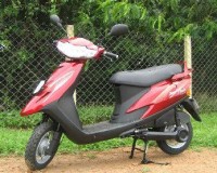 scooty es olx