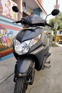 Black Honda Dio