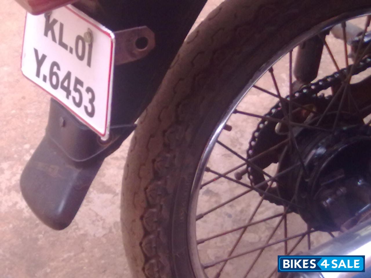 Modified Green Suzuki MAX 100R Modified Green Suzuki MAX 100R