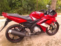 Red Yamaha YZF R15