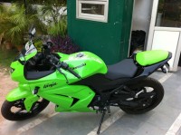 Green Kawasaki Ninja 250R