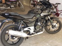 Black Bajaj Pulsar 220 DTSi