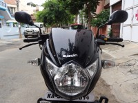 Black Suzuki GS 150R