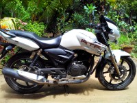 White TVS Apache RTR 180 ABS