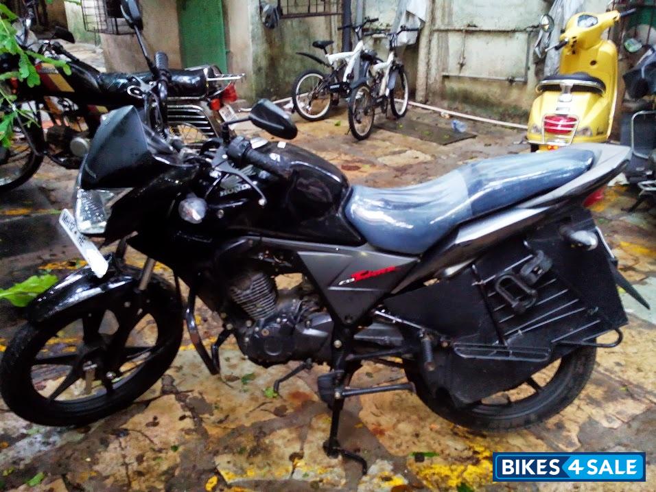 Black Honda CB Twister Picture 1. Bike ID 102795. Bike located in Thane ...