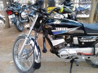 Black Yamaha RX 135