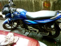 Blue Bajaj XCD 135 DTS-Si