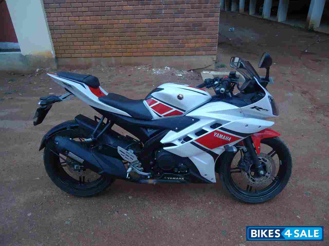 Used 2012 model Yamaha YZF R15 V2 for sale in Chennai. ID ...