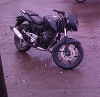 Black Bajaj Pulsar 180 DTSi