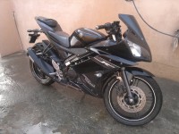 Z Black Yamaha YZF R15 V2