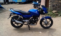 Blue Bajaj Pulsar 180 DTSi