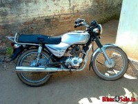 Silver Bajaj Boxer CT Deluxe