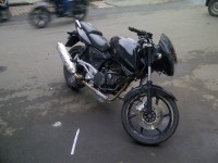 Black Bajaj Pulsar 200 DTSi